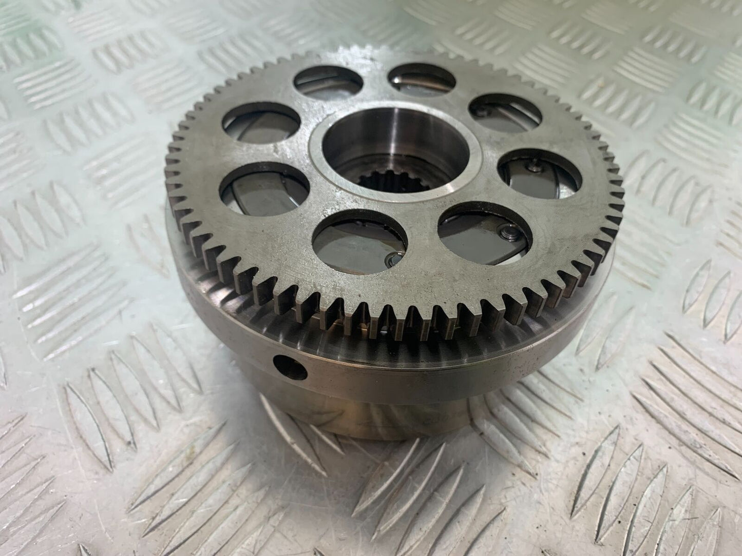 DUCATI DIAVEL 1200 FLYWHEEL STARTER CLUTCH YEAR 2014-17 (CMB1054)