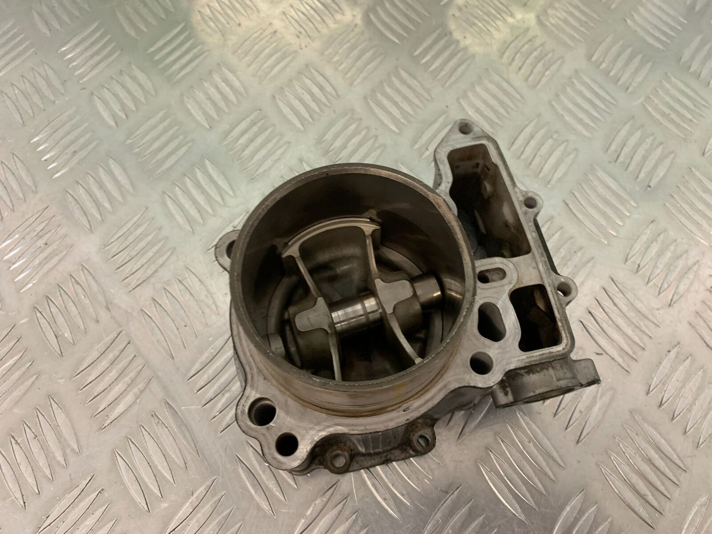 SUZUKI SV1000 SV 1000 K4 FRONT BARREL AND PISTON YEAR 2004 (STOCK 990)