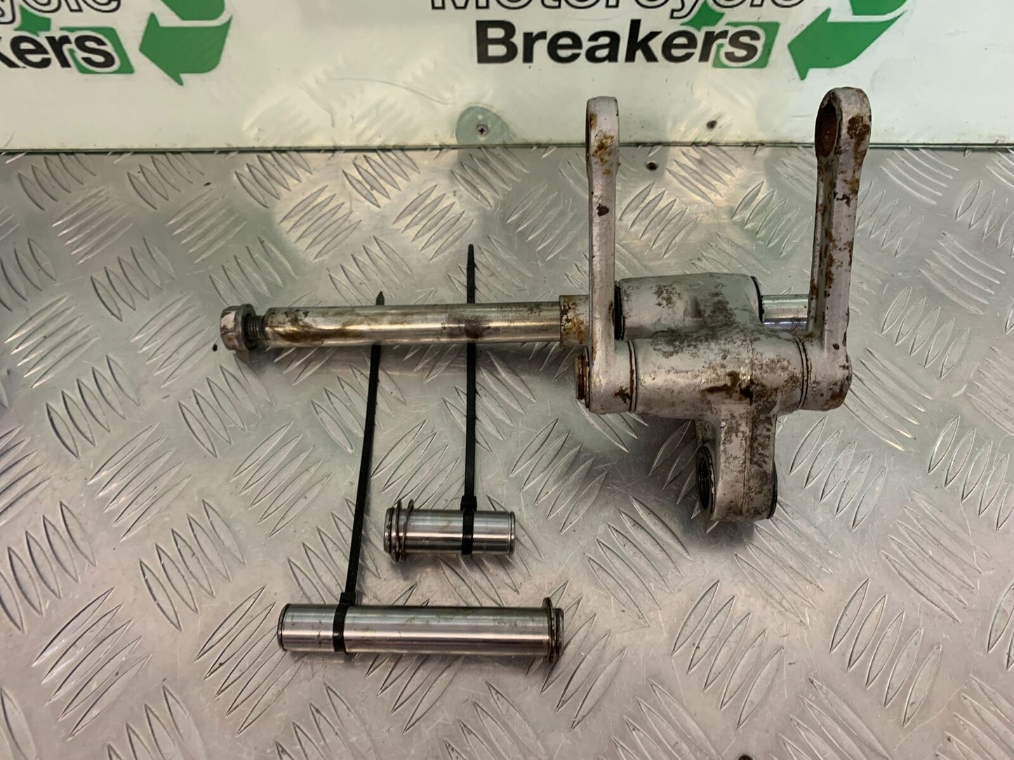 KAWASAKI KLR250 KLR 250 REAR SHOCK LINKAGE YEAR 1984-2001 (STOCK 980)