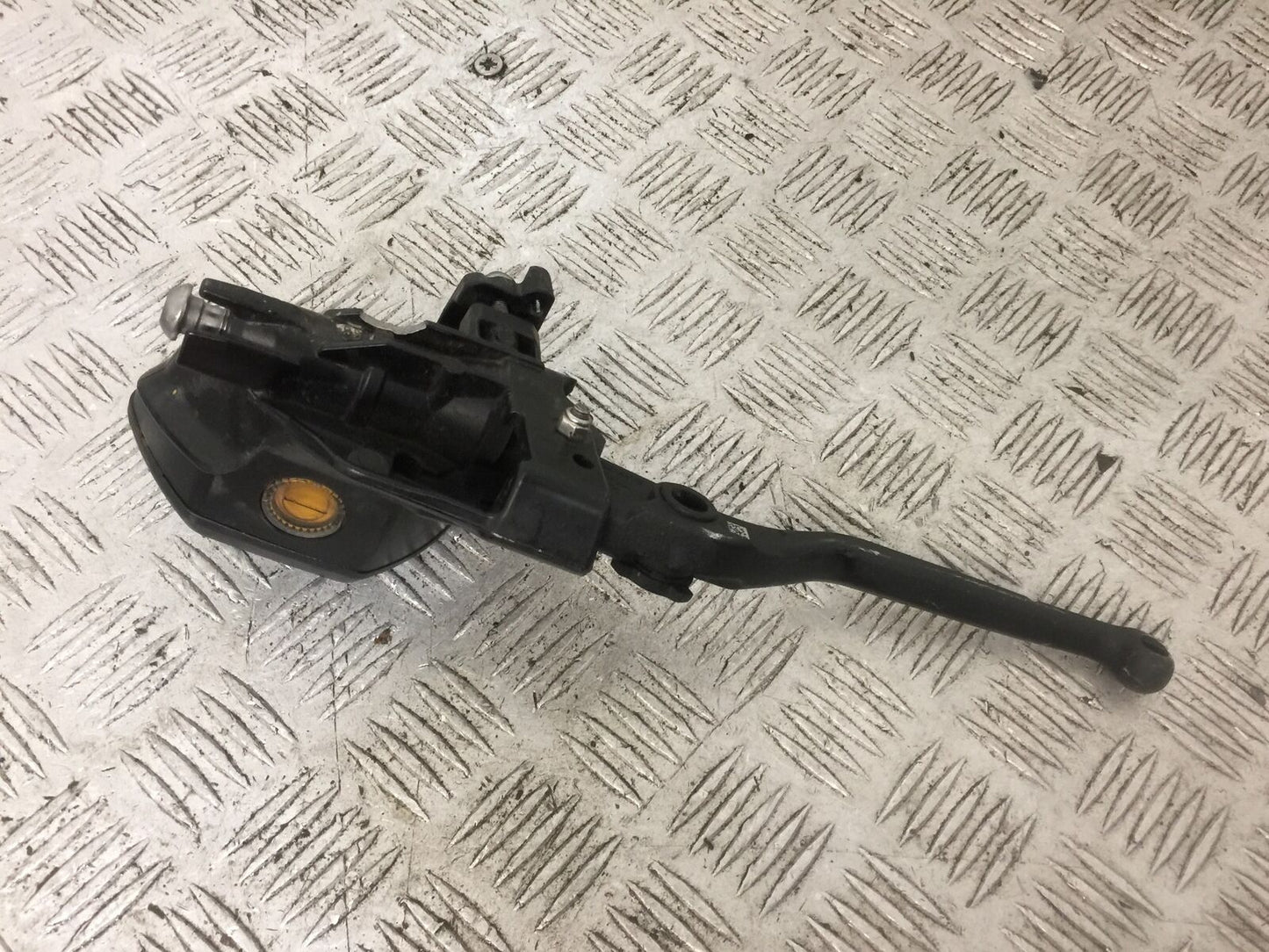 BMW R1250 R 1250 RT FRONT BRAKE MASTER CYLINDER YEAR 2023 (STOCK 907)