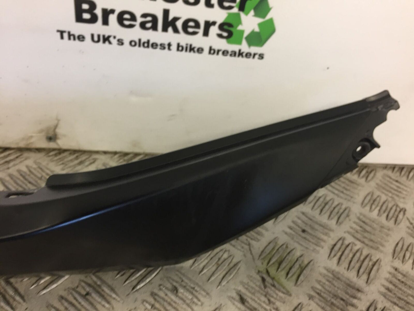 KAWASAKI ZX636 ZX 636 RIGHT SEAT PANEL YEAR 2013-2016