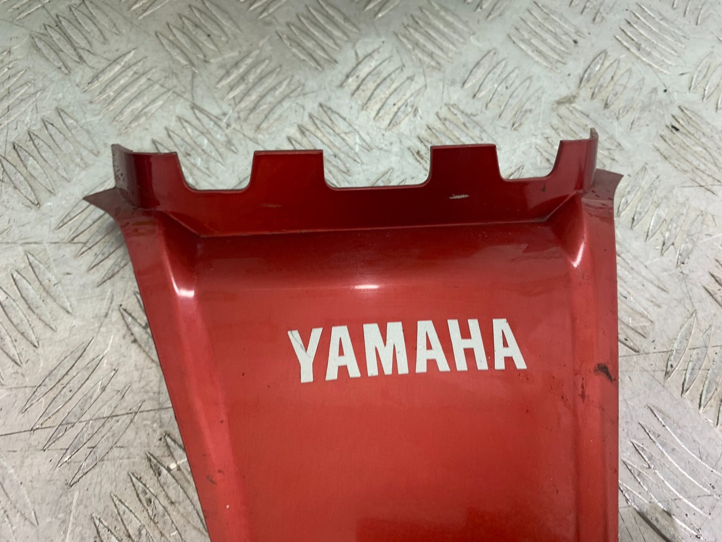 YAMAHA XMAX 250 XMAX 250 REAR LIGHT INFILL PANEL YEAR 2006-09 (CMB1201)