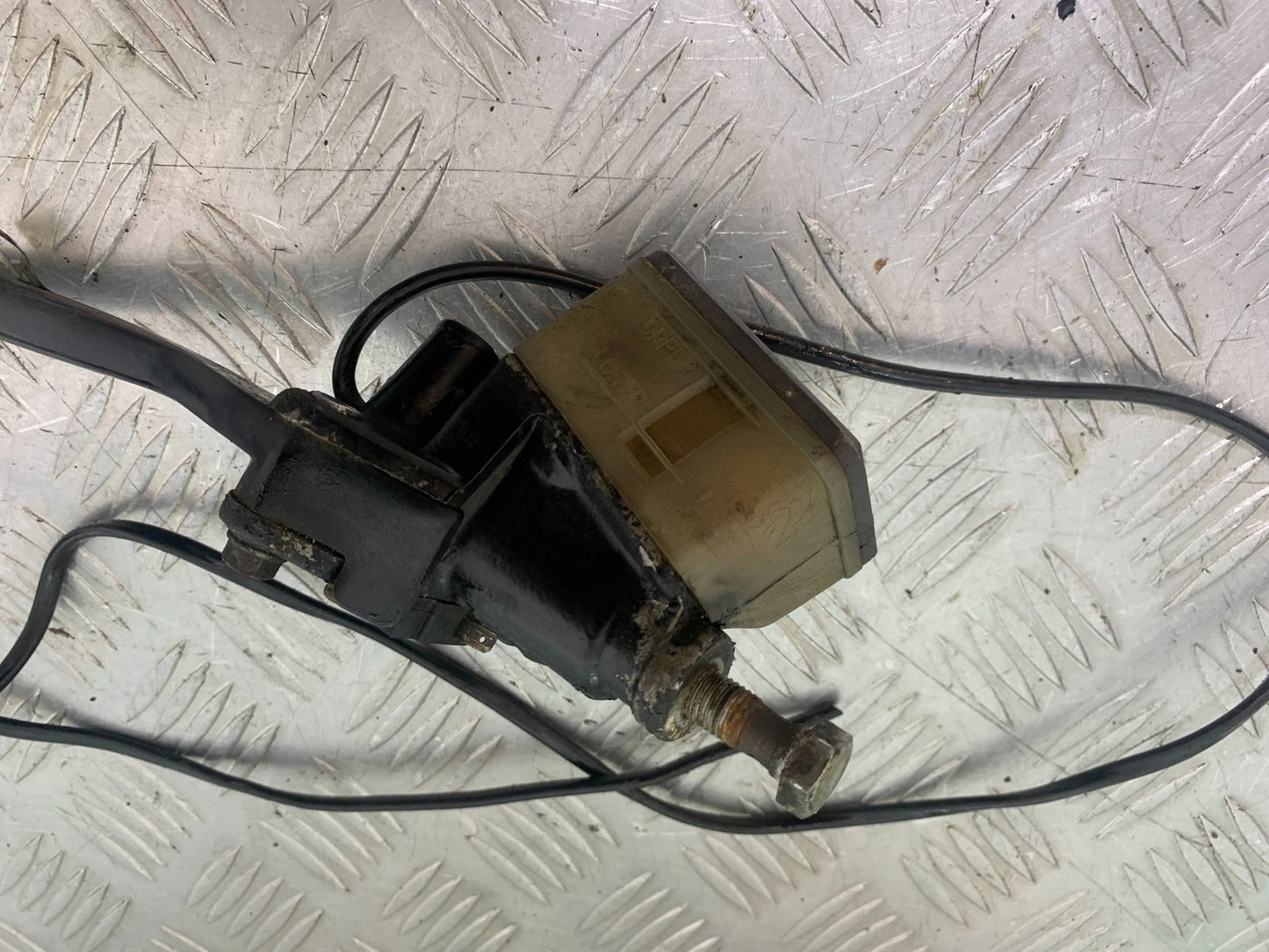 HONDA GL500 GL 500 SILVERWING FRONT BRAKE MASTER CYLINDER YEAR 1981-82 (CMB1168)