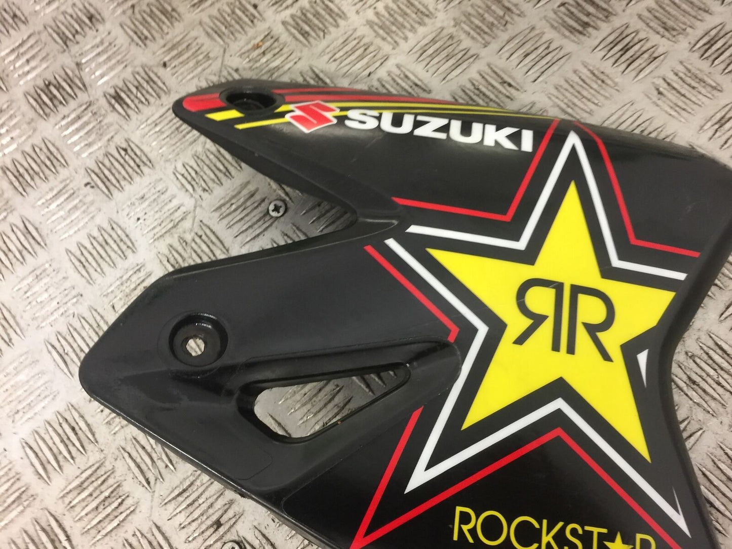 SUZUKI DRZ400 DRZ 400 RIGHT RADIATOR PANEL YEAR 2003 (STOCK 372)