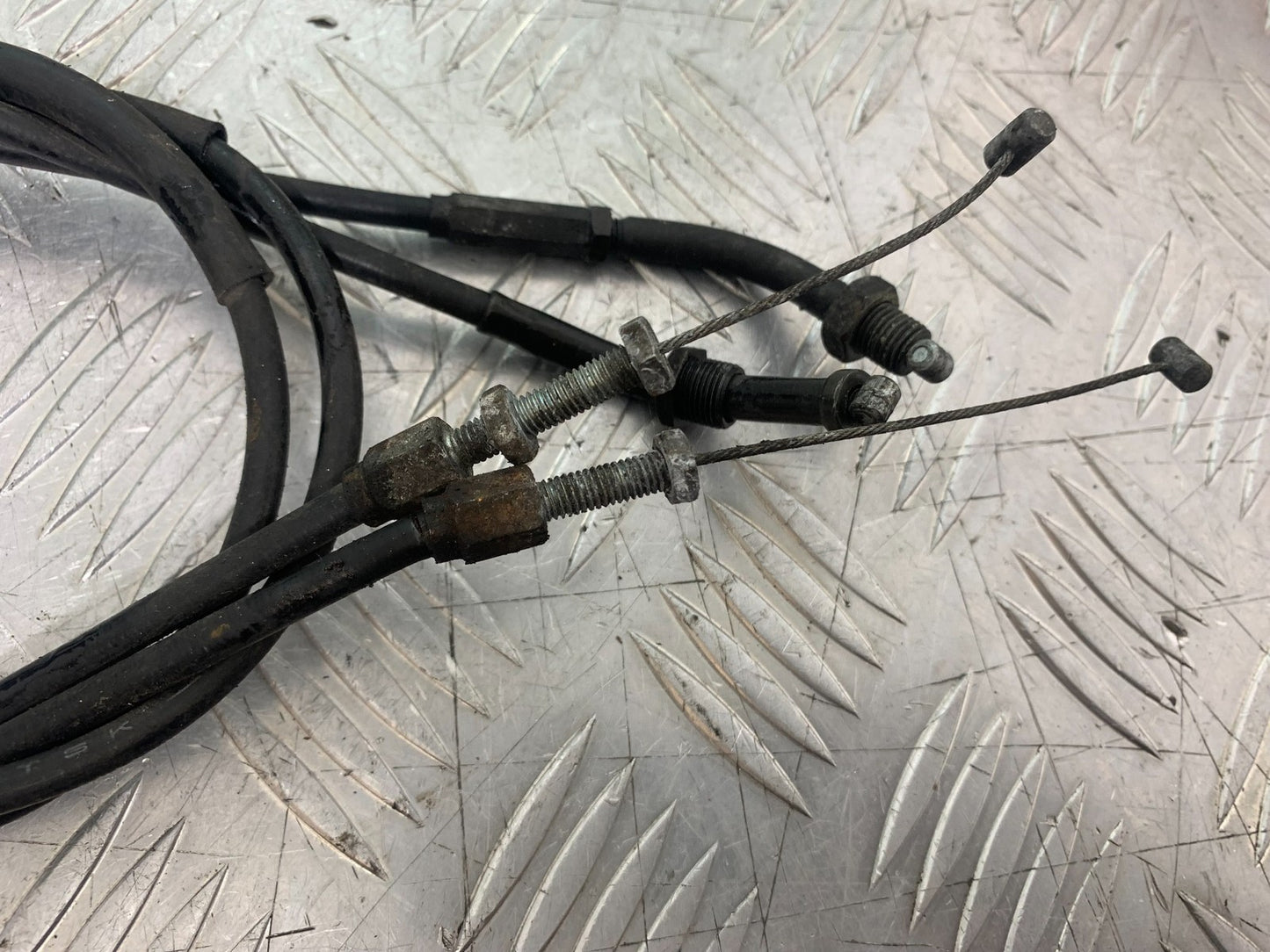 HONDA VFR800 PRE V-TEC THROTTLE CABLES YEAR 1998-2001 (CMB1233)