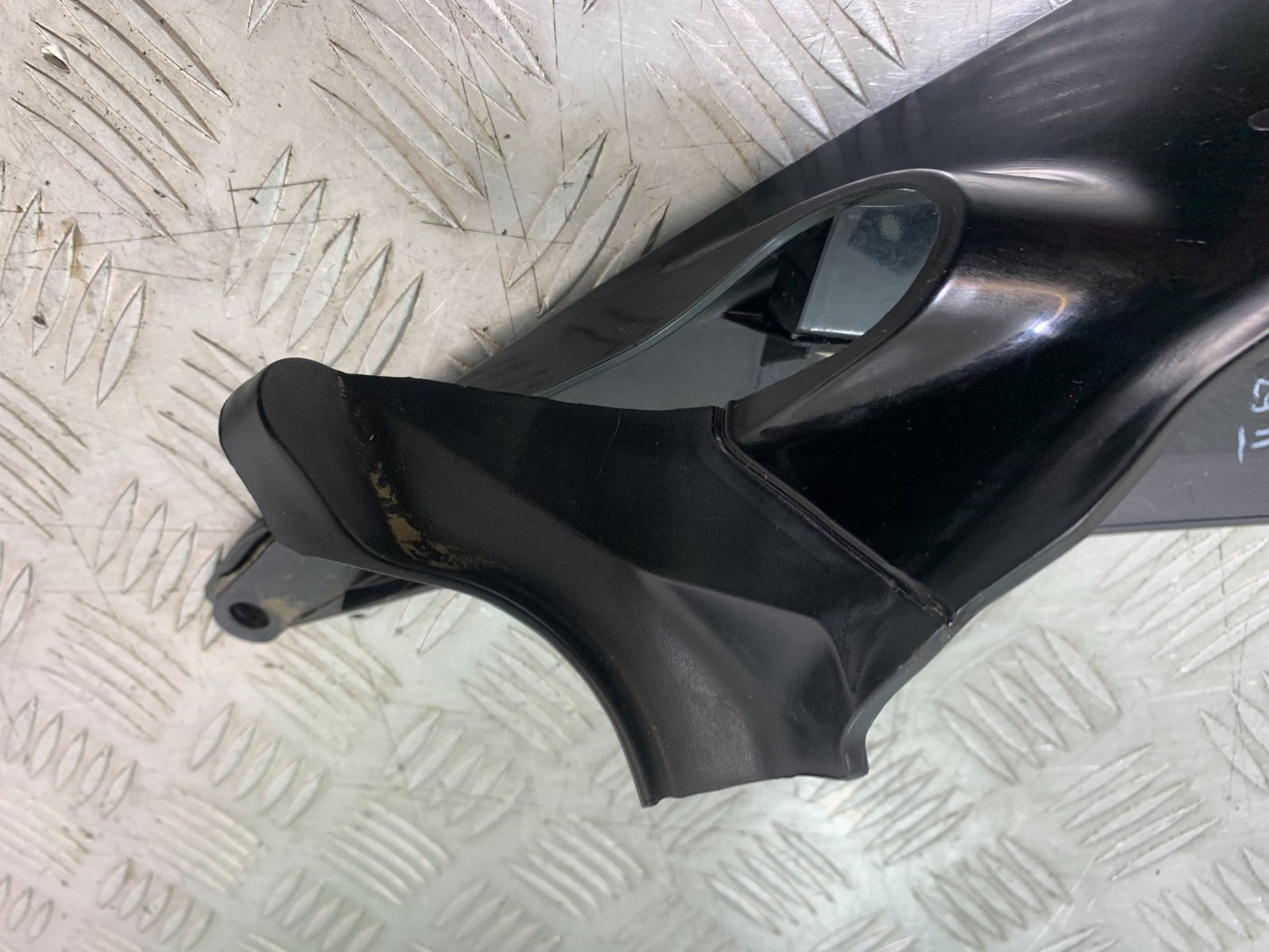 KTM 125 DUKE RIGHT SEAT PANEL YEAR 2018-2023 (CMB1185)