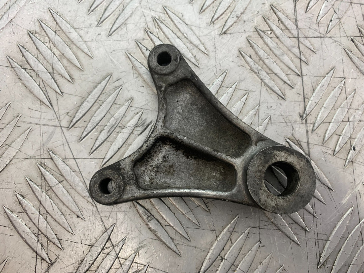 SUZUKI SV650 SV 650 mk1 REAR CALIPER BRACKET YEAR 1999-2002 (CMB1208)
