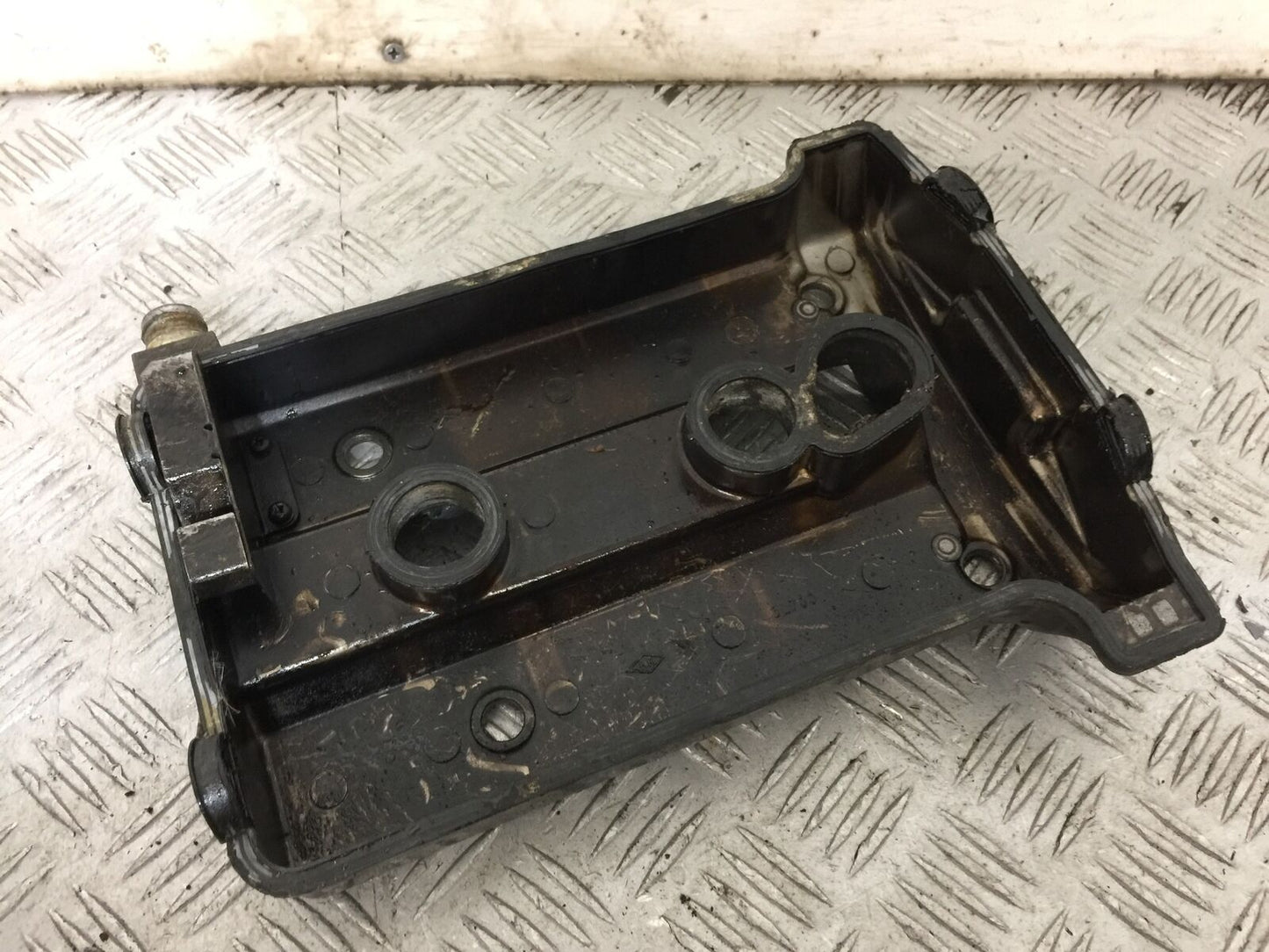 YAMAHA XTZ 750 SUPER TENERE ROCKER COVER YEAR 1990-1995 (STOCK 889)