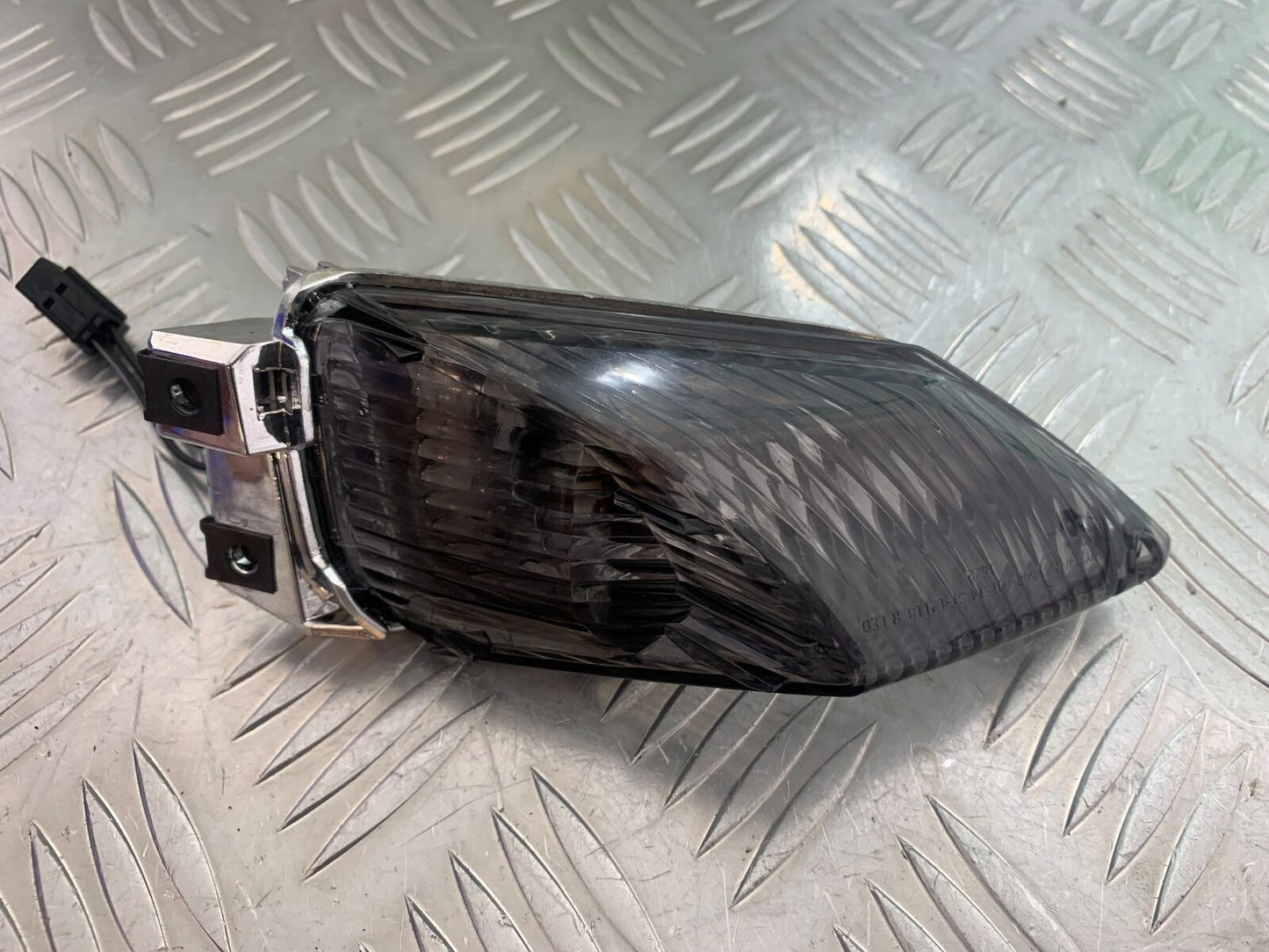 SUZUKI GSXR1000 GSXR 1000 LEFT REAR INDICATOR 2009-2016 (CMB1049)