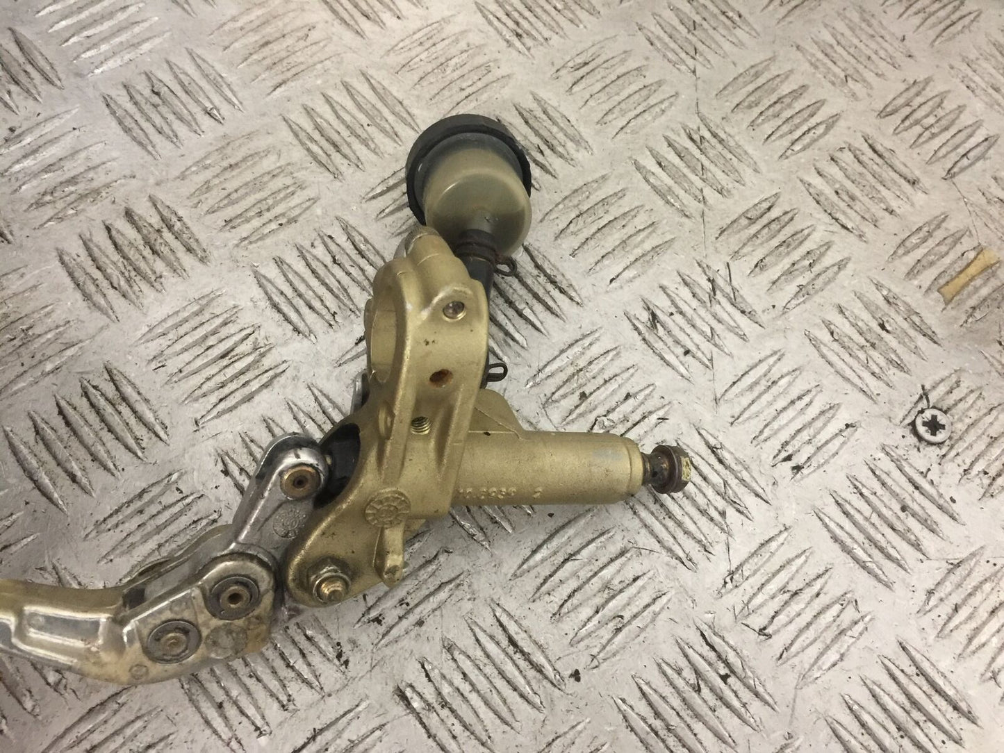 DUCATI MONSTER S4 916 CLUTCH MASTER CYLINDER YEAR 2001 STOCK (755)