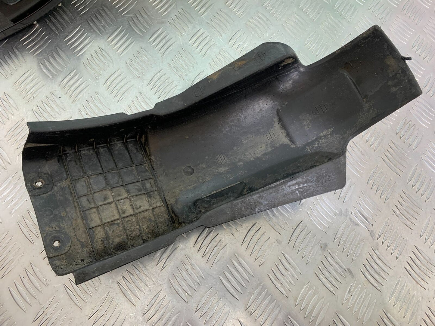 KAWASAKI Z650 KZ650 INNER REAR MUDGUARD YEAR 1979-1980 (CMB1023)