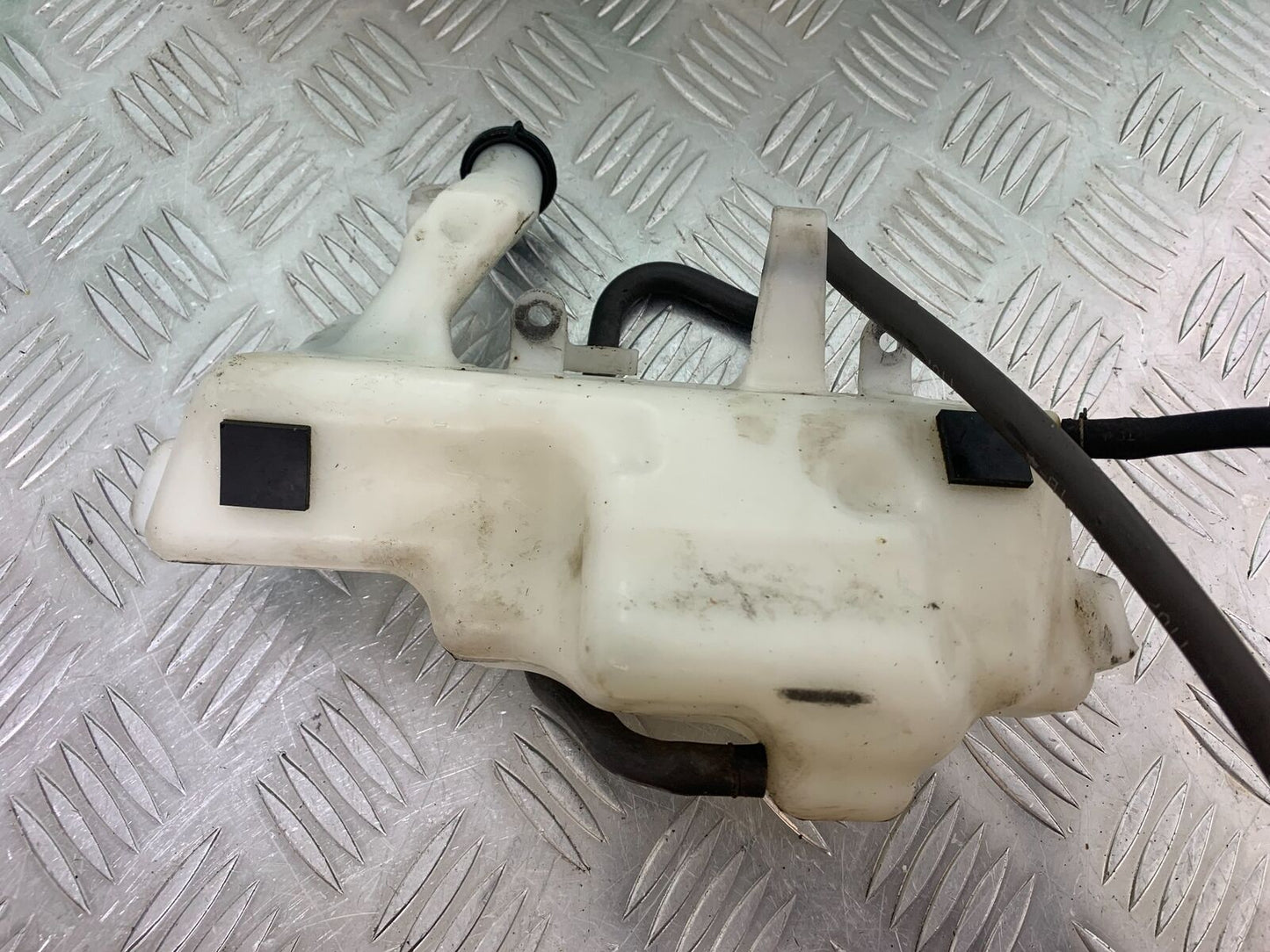 HONDA CBR1000 rr FIREBLADE COOLANT BOTTLE 2008-2011 (CMB1037)