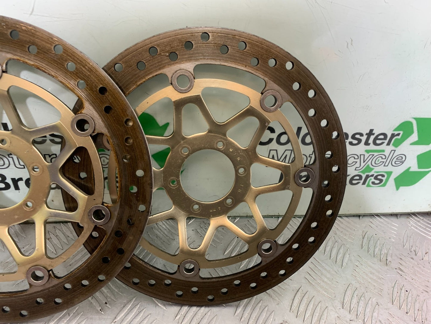HONDA CBR1100 BLACKBIRD FRONT BRAKE DISCS YEAR 1999-2005 (CMB1232)