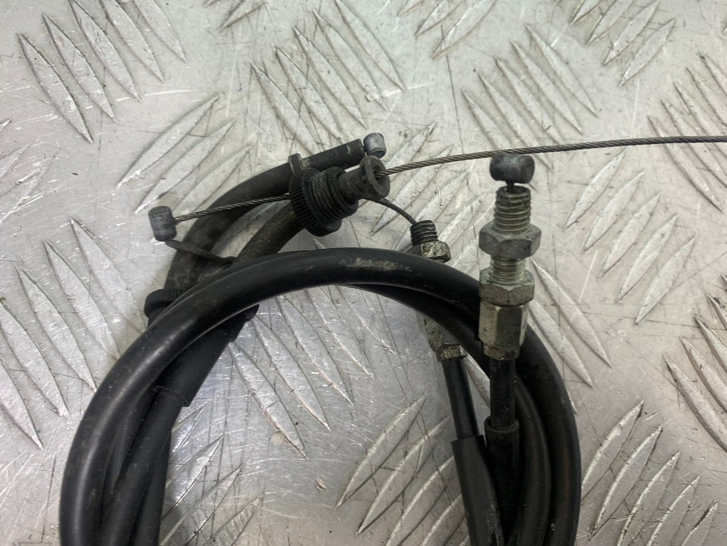 SUZUKI GSXR600 GSXR 600 K1 K2 K3 THROTTLE CABLES 1999-03 (CMB1284)