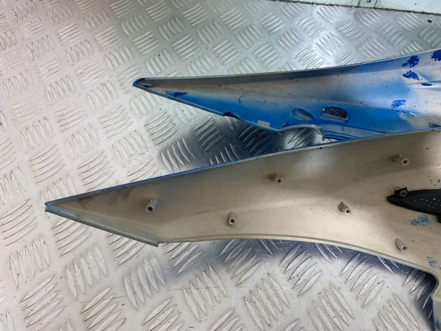 LEXMOTO MATADOR 125 JJ125T-17 SEAT PANELS (CMB1115)