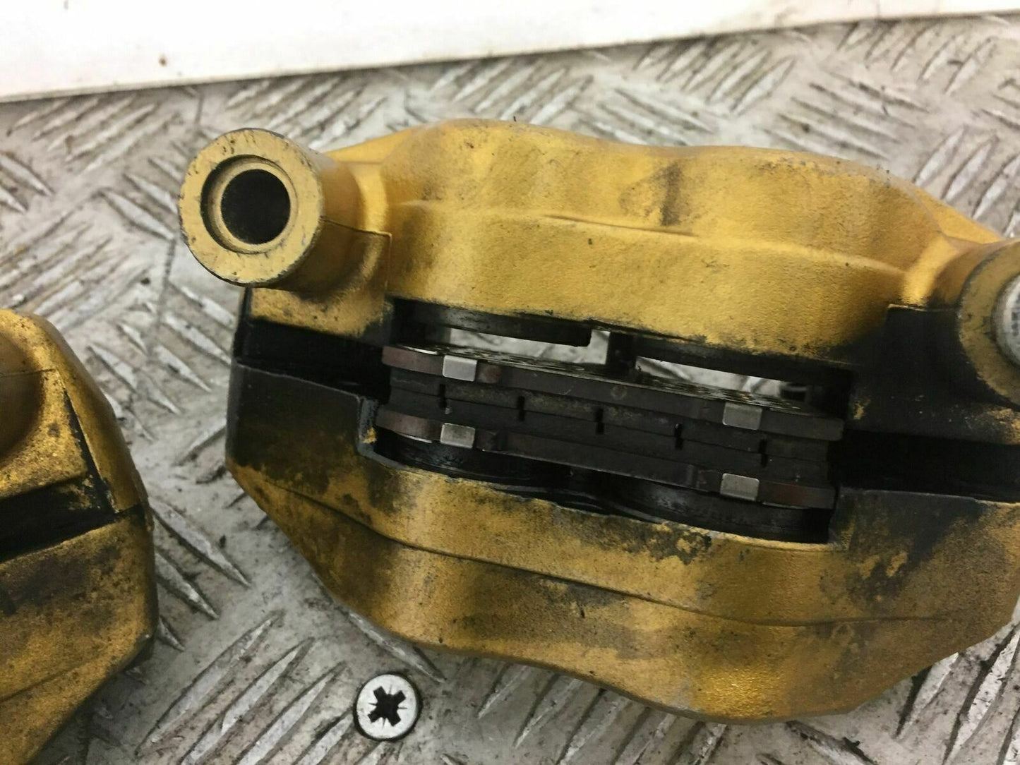 TRIUMPH 675 R STREET TRIPLE FRONT BRAKE CALIPERS YEAR 2011