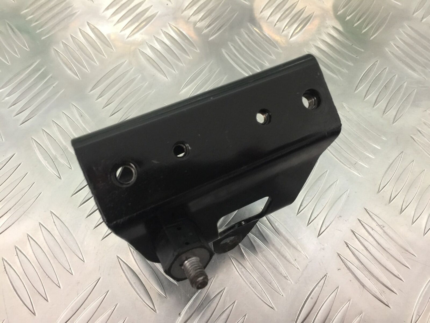 TRIUMPH TIGER 800 XRT ENGINE BRACKET YEAR 2015-2017 (STOCK 920)