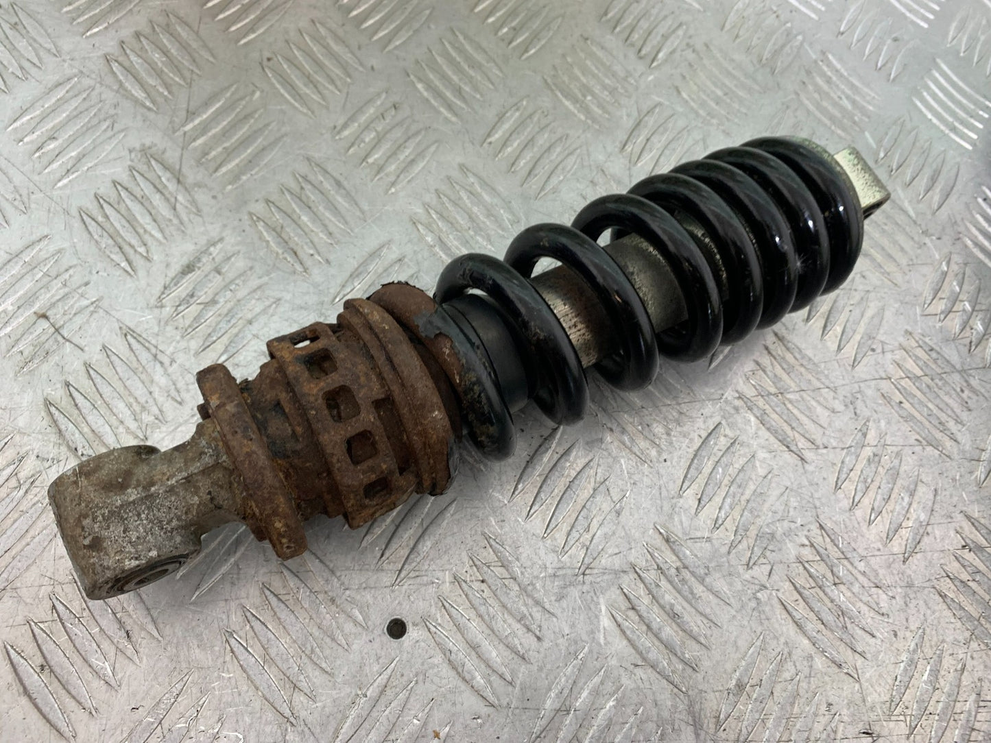 HONDA XL125 VARADERO REAR SHOCK YEAR 2001-2006 (CMB1304)