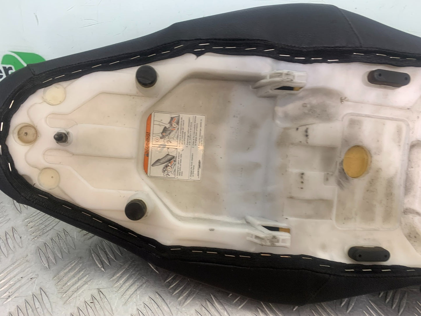APRILIA SL750 SL 750 SHIVER SEAT YEAR 2008-2016 (CMB1242)