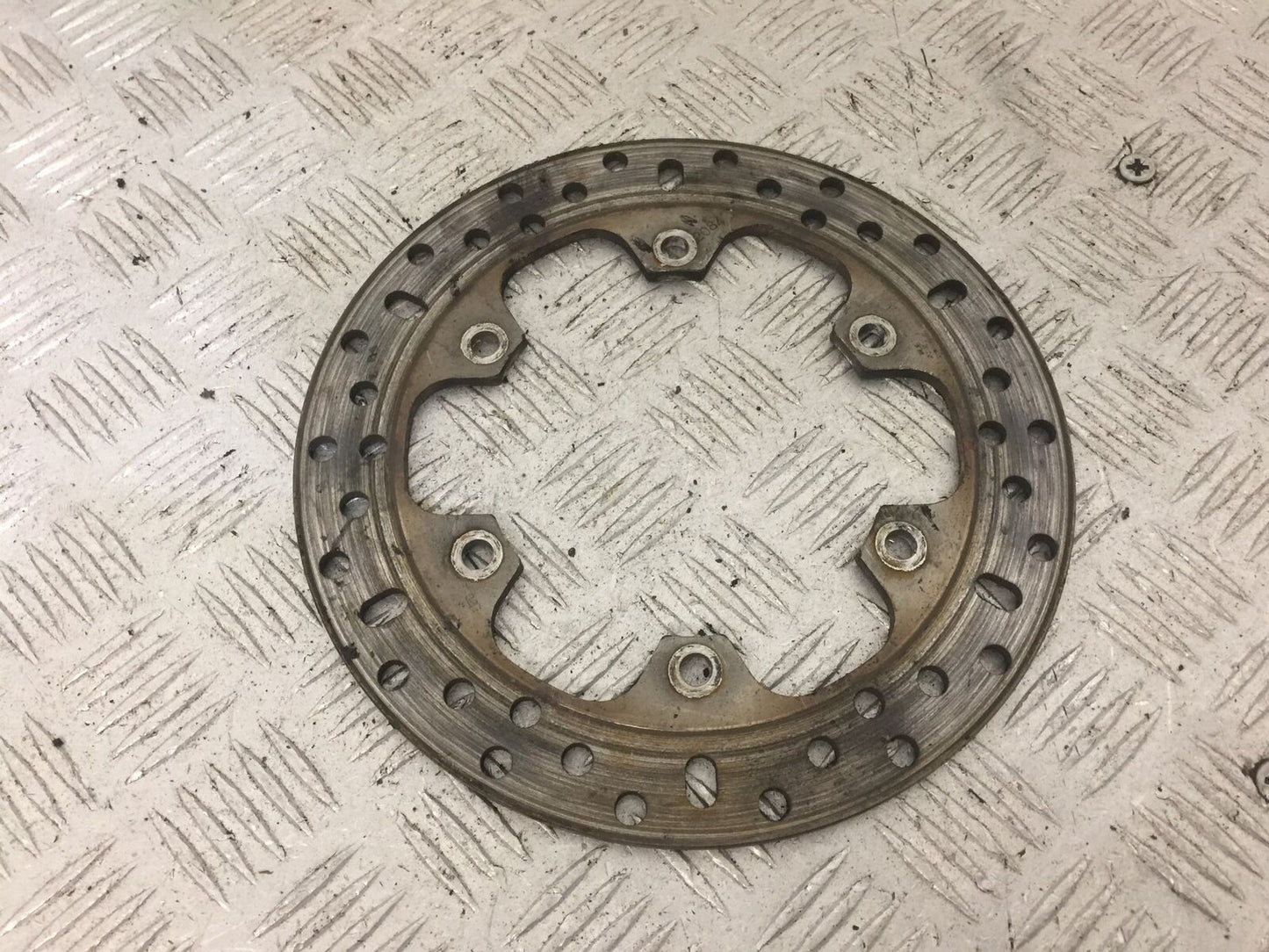YAMAHA R6 5EB REAR BRAKE DISC YEAR 1999-2002 (STOCK 823)