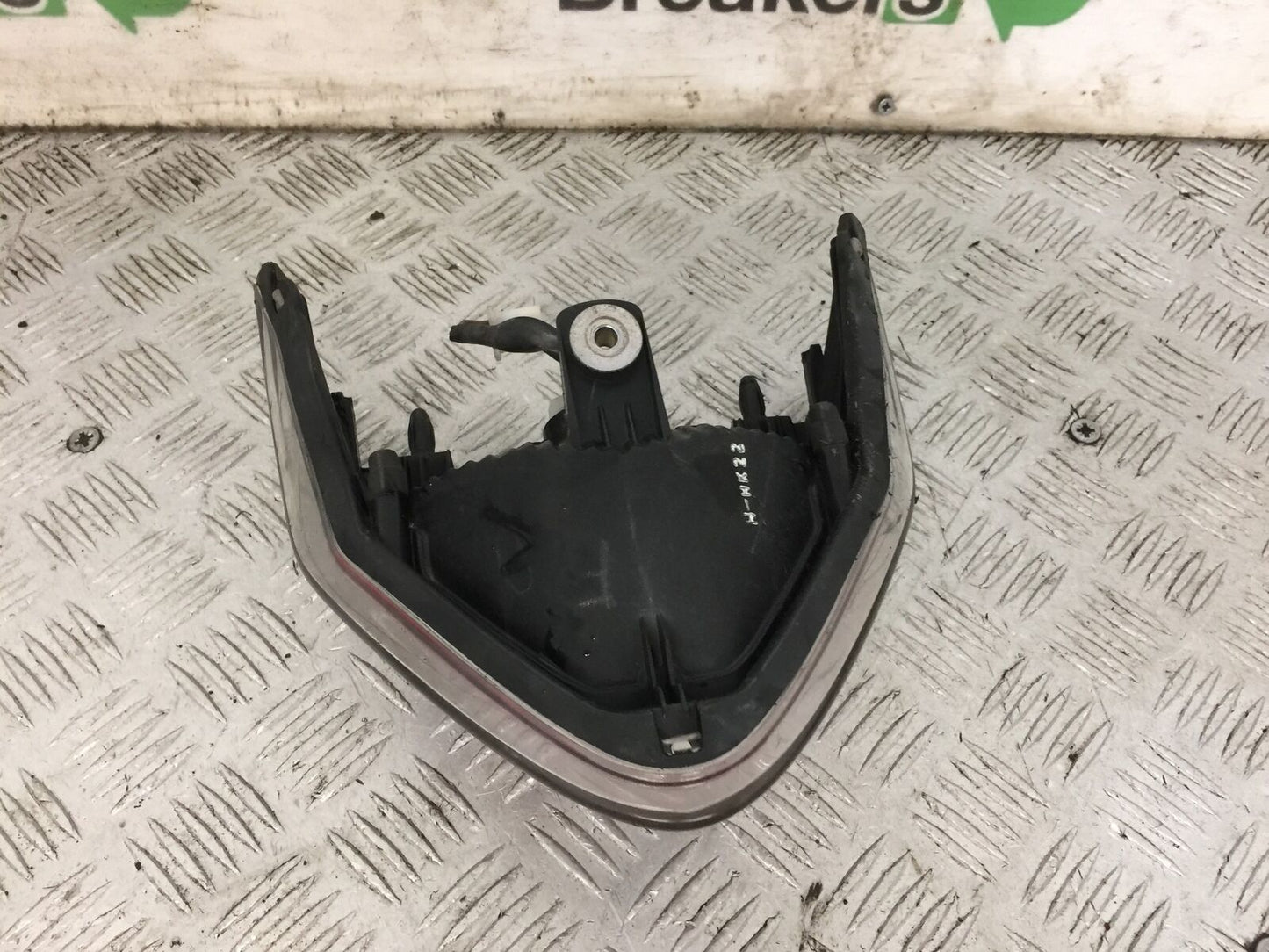 HONDA CBR125 CBR 125 REAR LIGHT YEAR 2007-10 (STOCK 884)