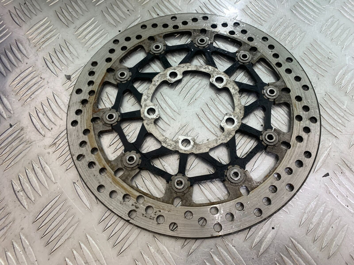 TRIUMPH TIGER 800 1X FRONT BRAKE DISC YEAR 2011-2014 (CMB1113)
