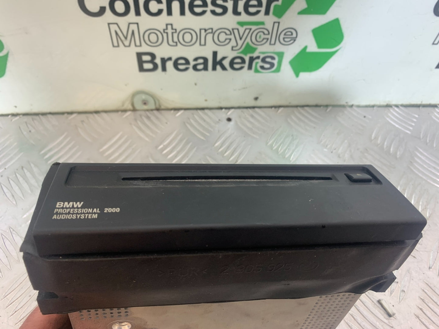 BMW K1200 K 1200 LT CD PLAYER YEAR 1999-07 (CMB1138)