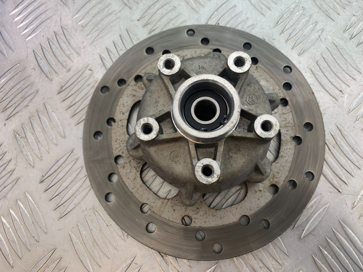 PIAGGIO VESPA GTS 300 FRONT BRAKE DISC YEAR 2010 (CMB1062)