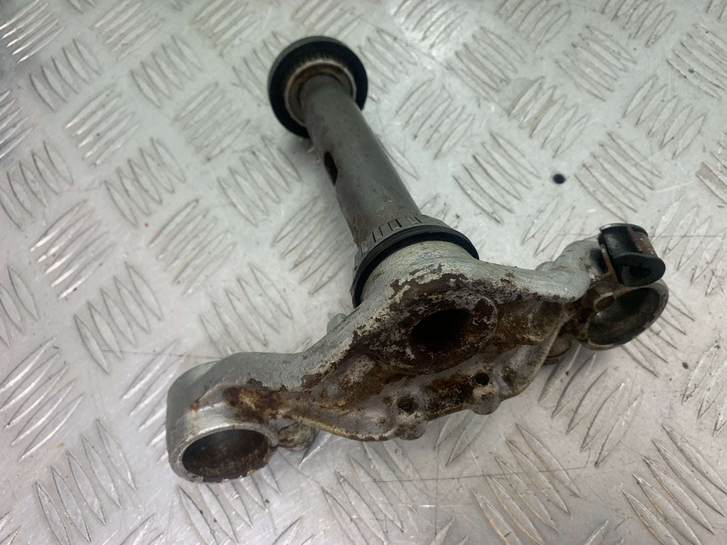 YAMAHA XV535 XV 535 VIRAGO BOTTOM YOKE YEAR 1994-02 (CMB1162)