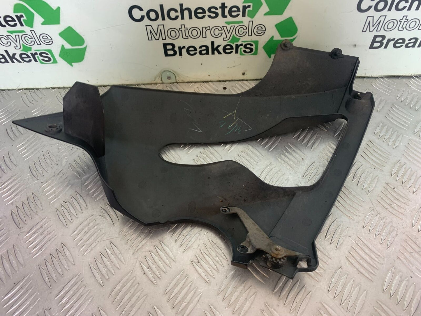 HONDA CBR650 F CBR 650F RIGHT LOWER FAIRING YEAR 2014-17 (CMB1130)