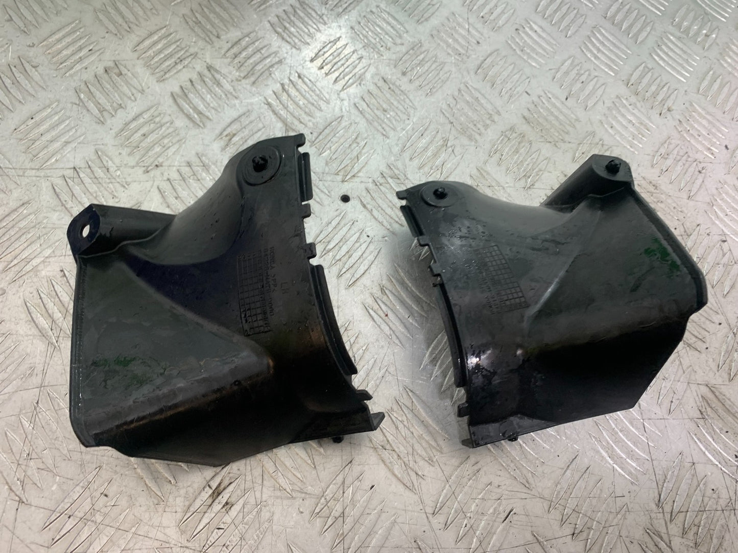 HONDA CBR1100 BLACKBIRD FAIRING INFILLS YEAR 1999-2005 (CMB1232)