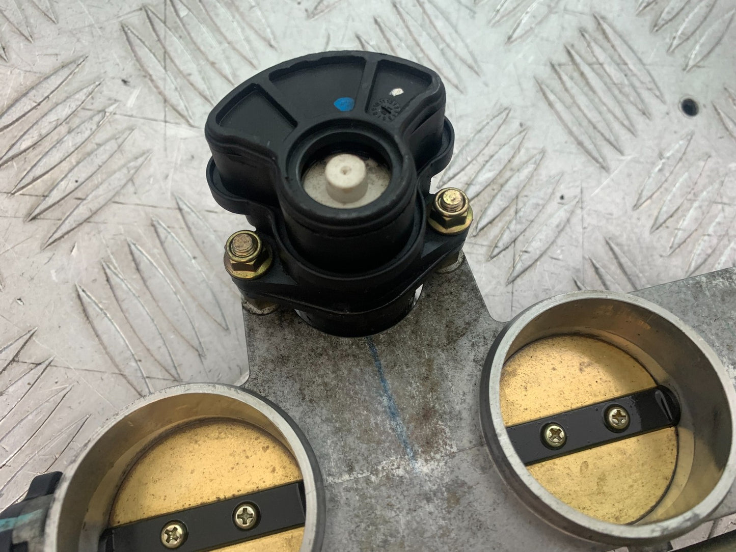 TRIUMPH 955i SPRINT ST THROTTLE BODIES 1999-2004 (CMB1176)