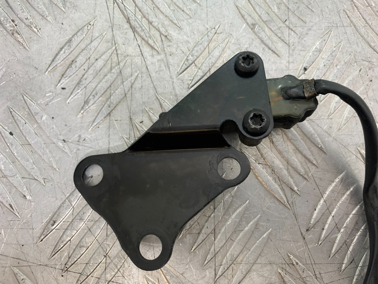 TRIUMPH 955i SPRINT ST SIDE STAND SWITCH YEAR 1999-04 (CMB1230)