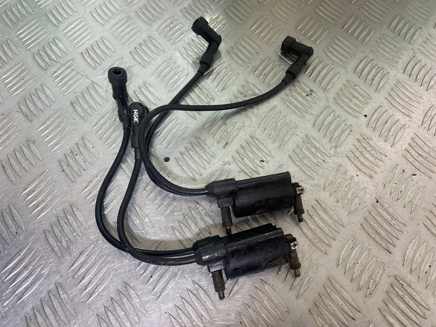 KAWASAKI Z750 ZR750 ZR-7S COILS AND CAPS YEAR 1999-05 (CMB1135)