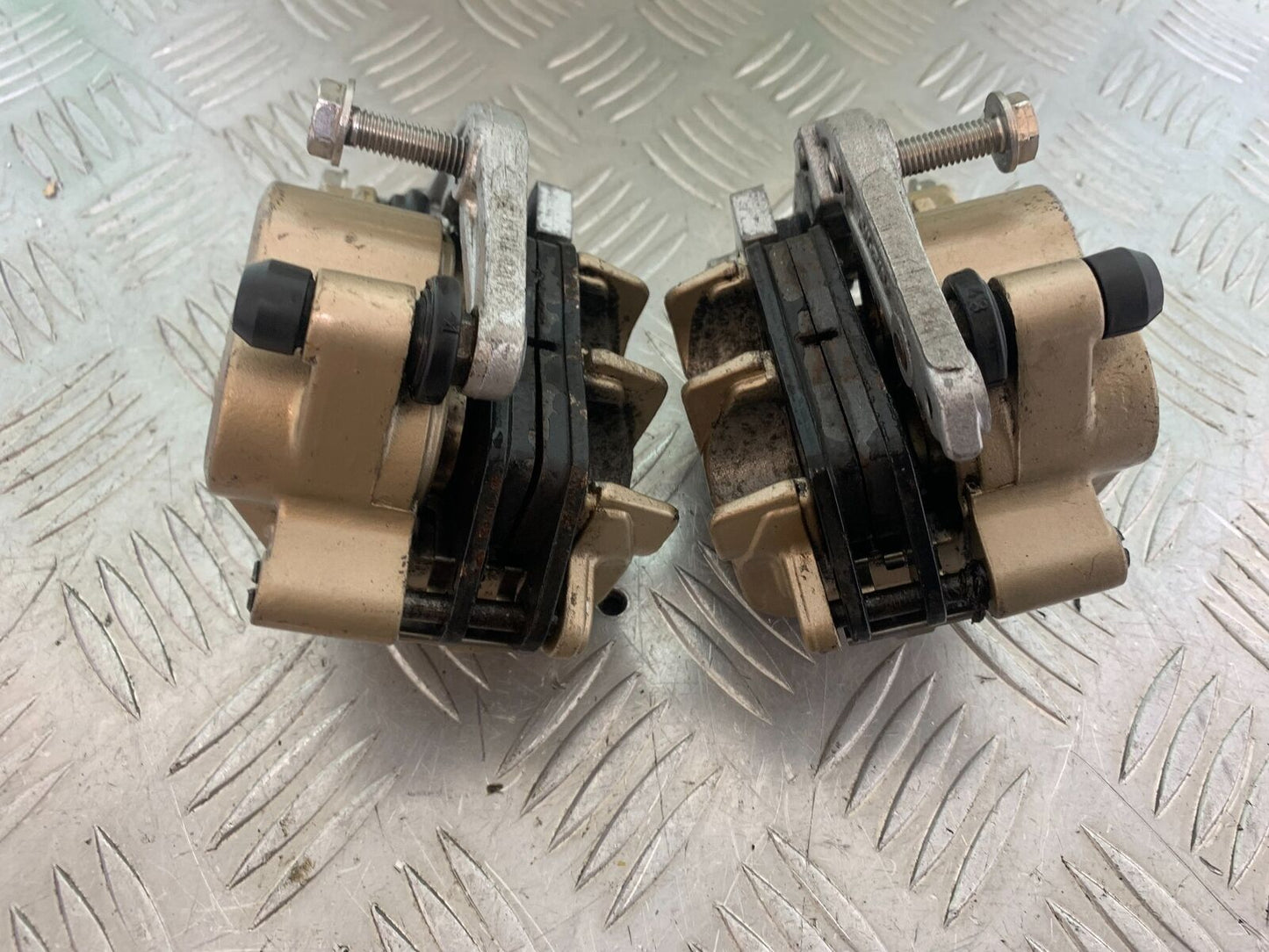HONDA VFR750 VFR 750 FL-M-N-P FRONT BRAKE CALIPERS YEAR 1990-93 (CMB1093)