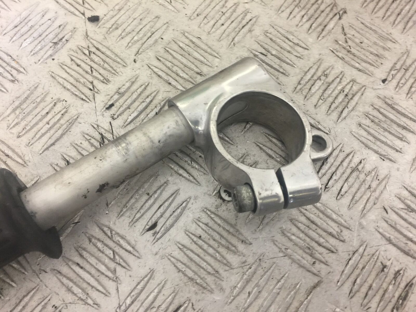KAWASAKI ZX9R ZX9 C LEFT BAR YEAR 1998-99 (STOCK 630)