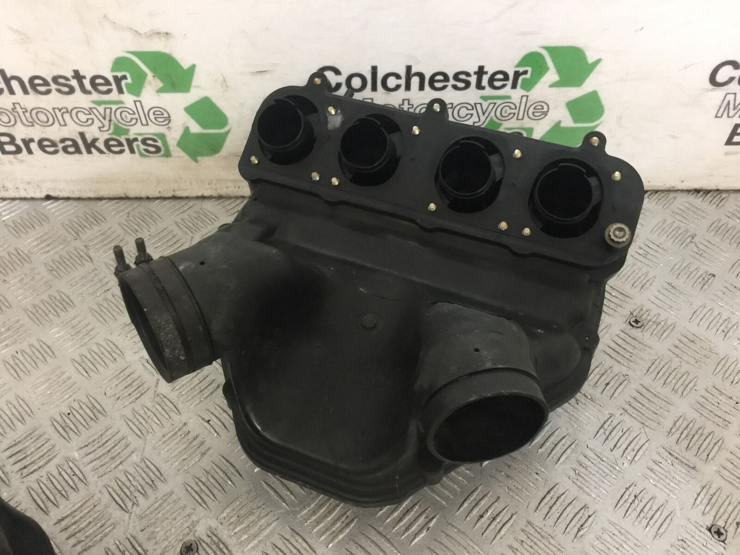 KAWASAKI ZX9R ZX9 E1 AIRBOX YEAR 2000 (STOCK 816)