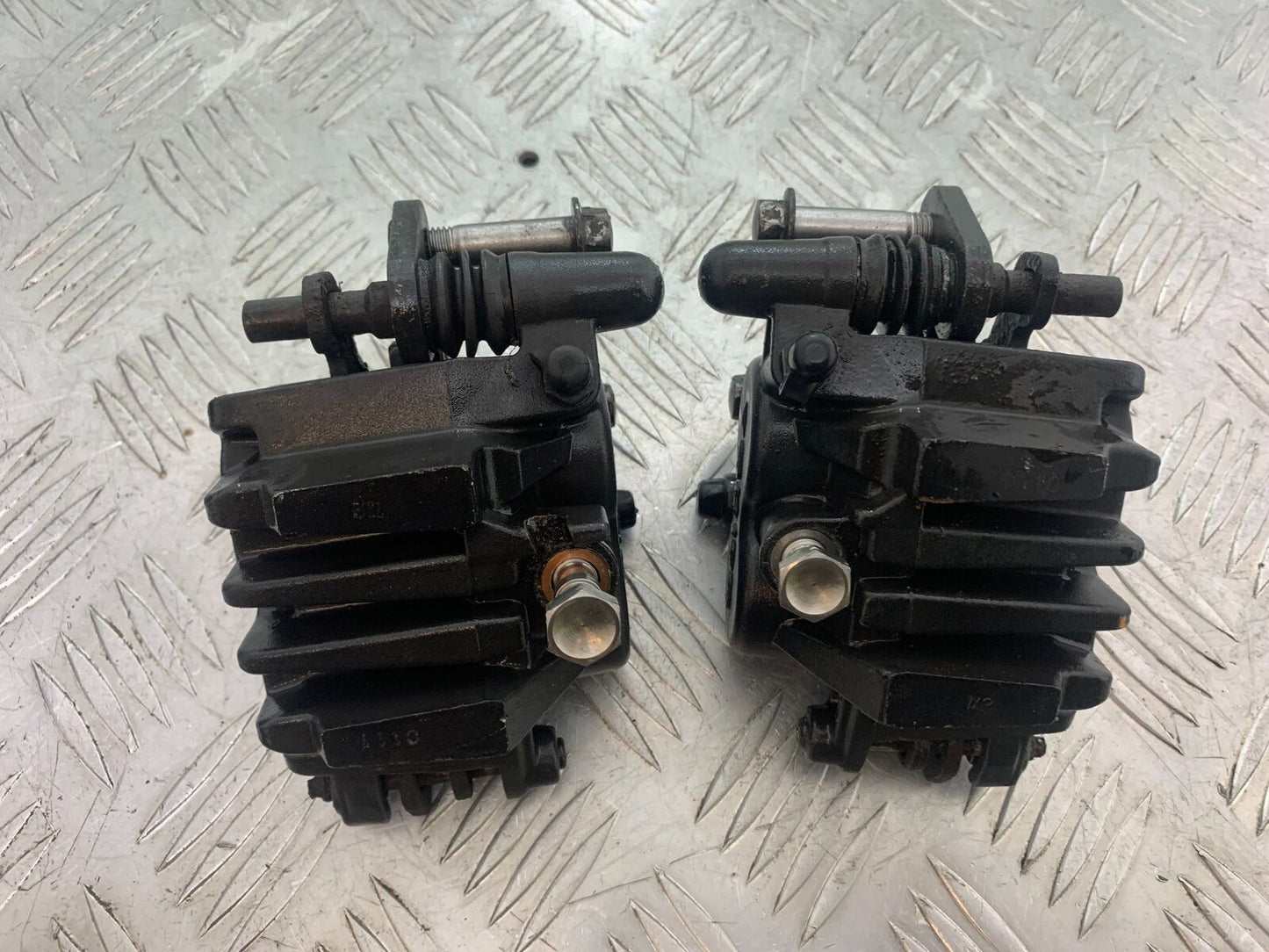 KAWASAKI ER6 F FRONT BRAKE CALIPERS YEAR 2005-2008 (CMB1098)