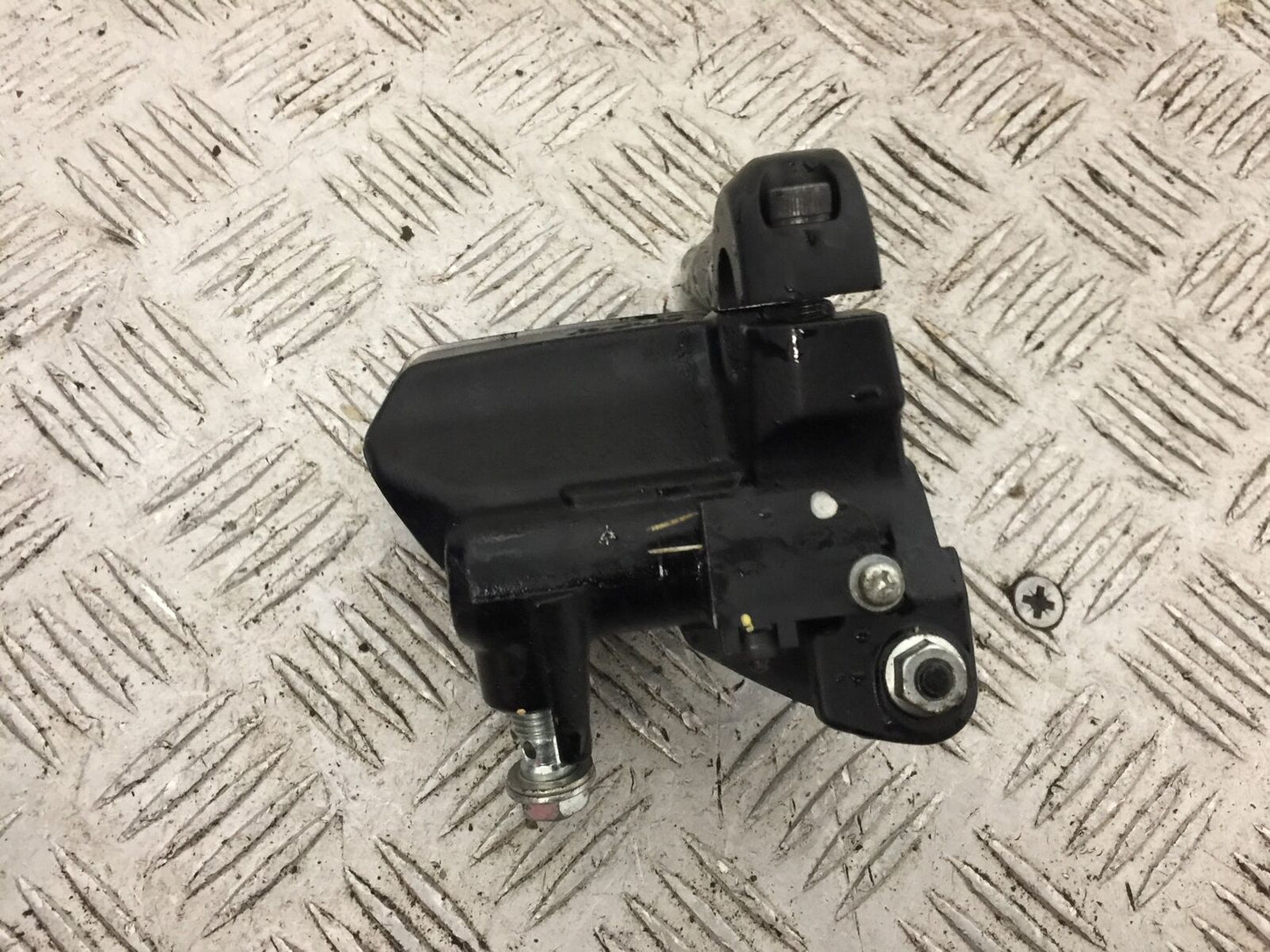 KAWASAKI VN 650 VULCAN FRONT BRAKE MASTER CYLINDER YEAR 2017-2021 (STOCK 811)