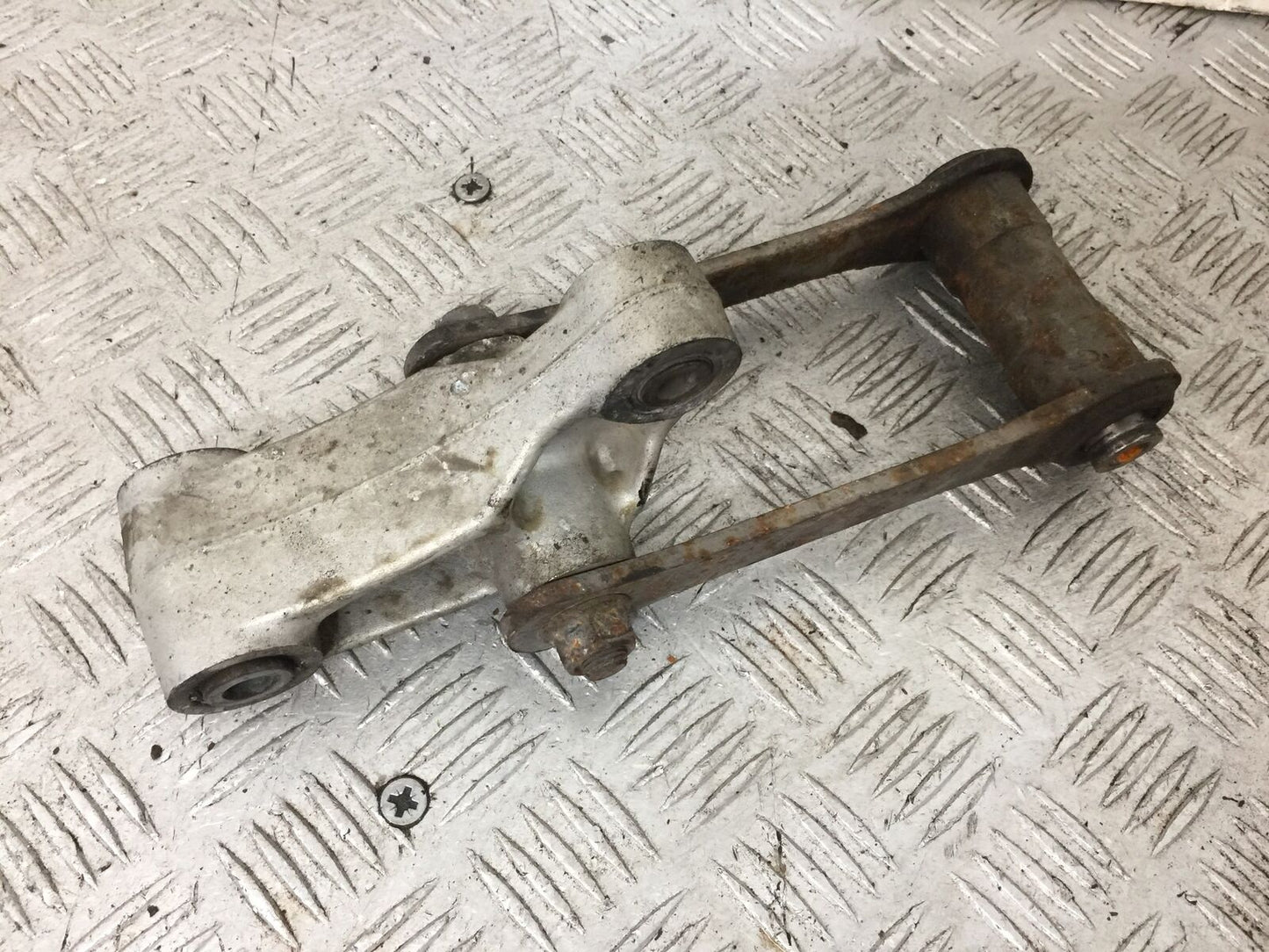 HONDA GL1800 GL 1800 REAR SHOCK LINKAGE YEAR 2004-10 ABS (STOCK 890)