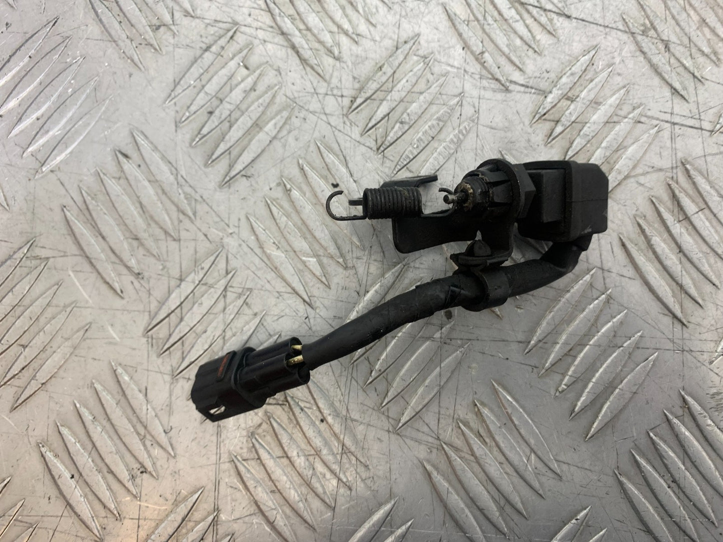 TRIUMPH TIGER 800 XRT REAR BRAKE LIGHT SWITCH YEAR 2018-2020 (CMB1193)
