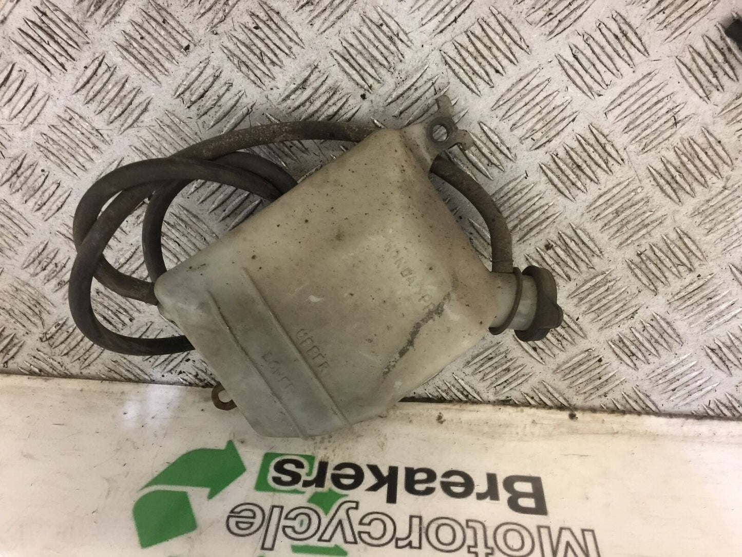 HONDA CBR929 FIREBLADE COOLANT BOTTLE YEAR 2000-01 (STOCK 683)