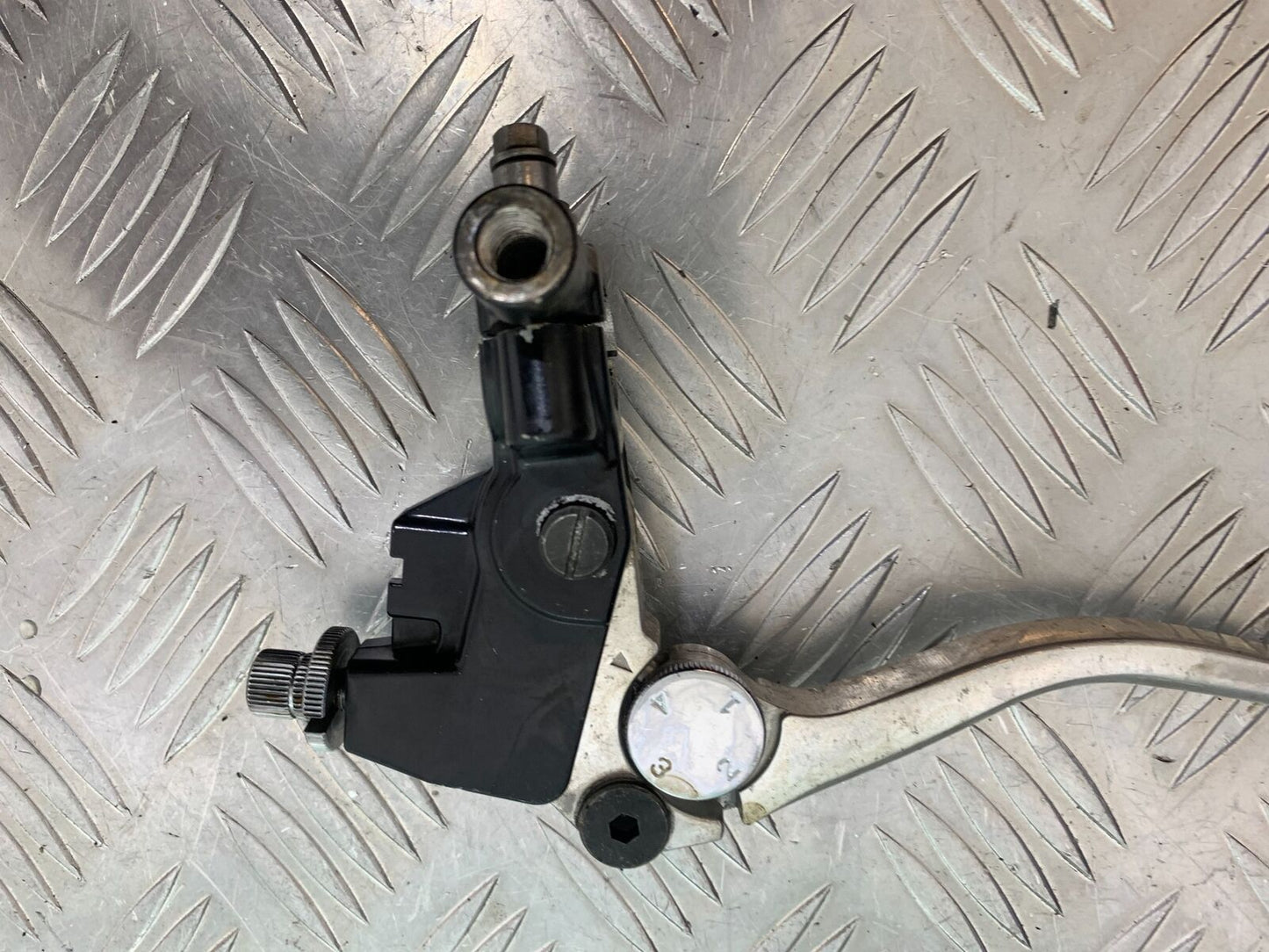 TRIUMPH TIGER 800 XC REAR FOOTPEGS YEAR 2011-2014 (CMB1022)