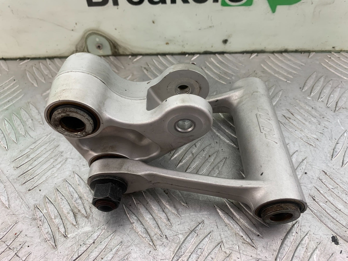 KTM 690 DUKE R LC4 REAR SHOCK LINKAGE YEAR 2012-2015 (CMB1180)