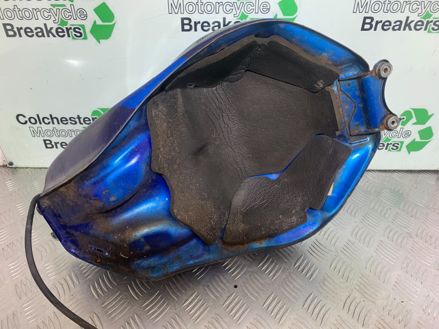 KAWASAKI ZX6R ZX6 J PETROL TANK YEAR 2000 (CMB1129)
