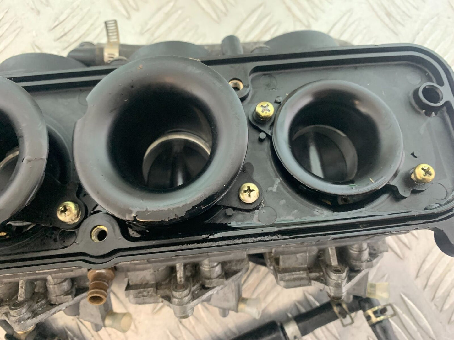 KAWASAKI ZX6R ZX636 CARBS YEAR 2002 (CMB1100)