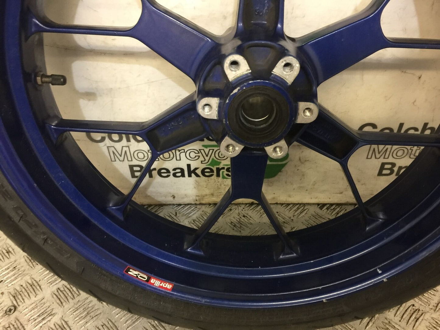 APRILIA RSV1000 RSV 1000 MILLE FRONT WHEEL YEAR 2006-10 (STOCK 713)