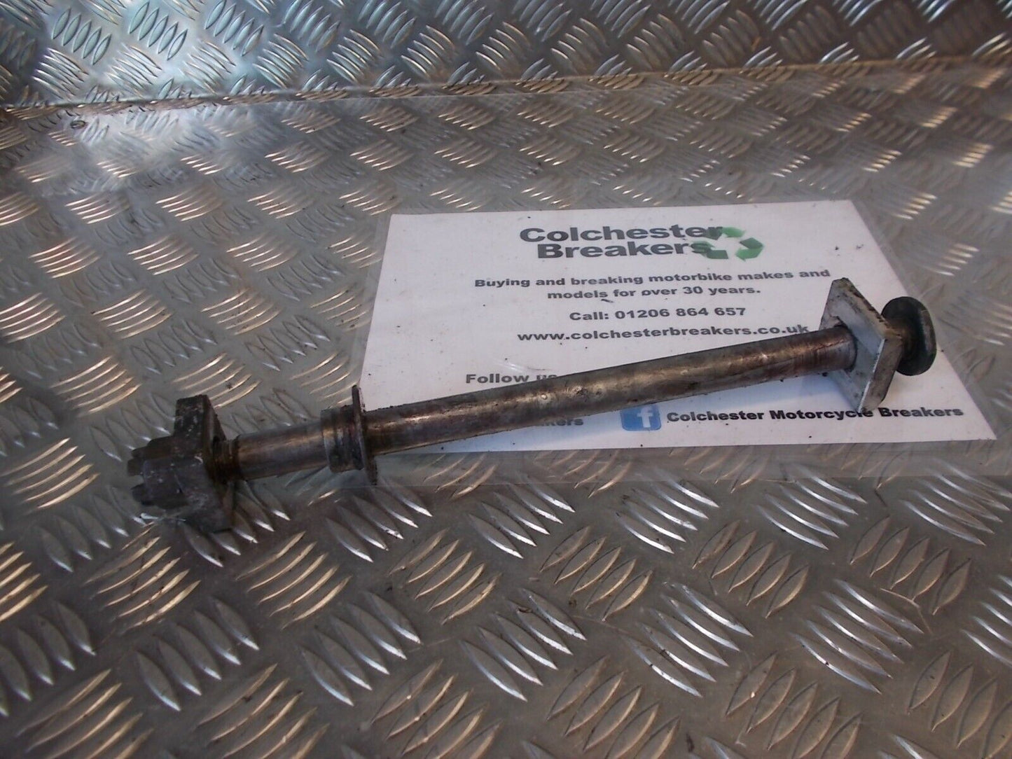 KAWASAKI ZZR1200 ZZR 1200 REAR WHEEL SPINDLE YEAR 2002