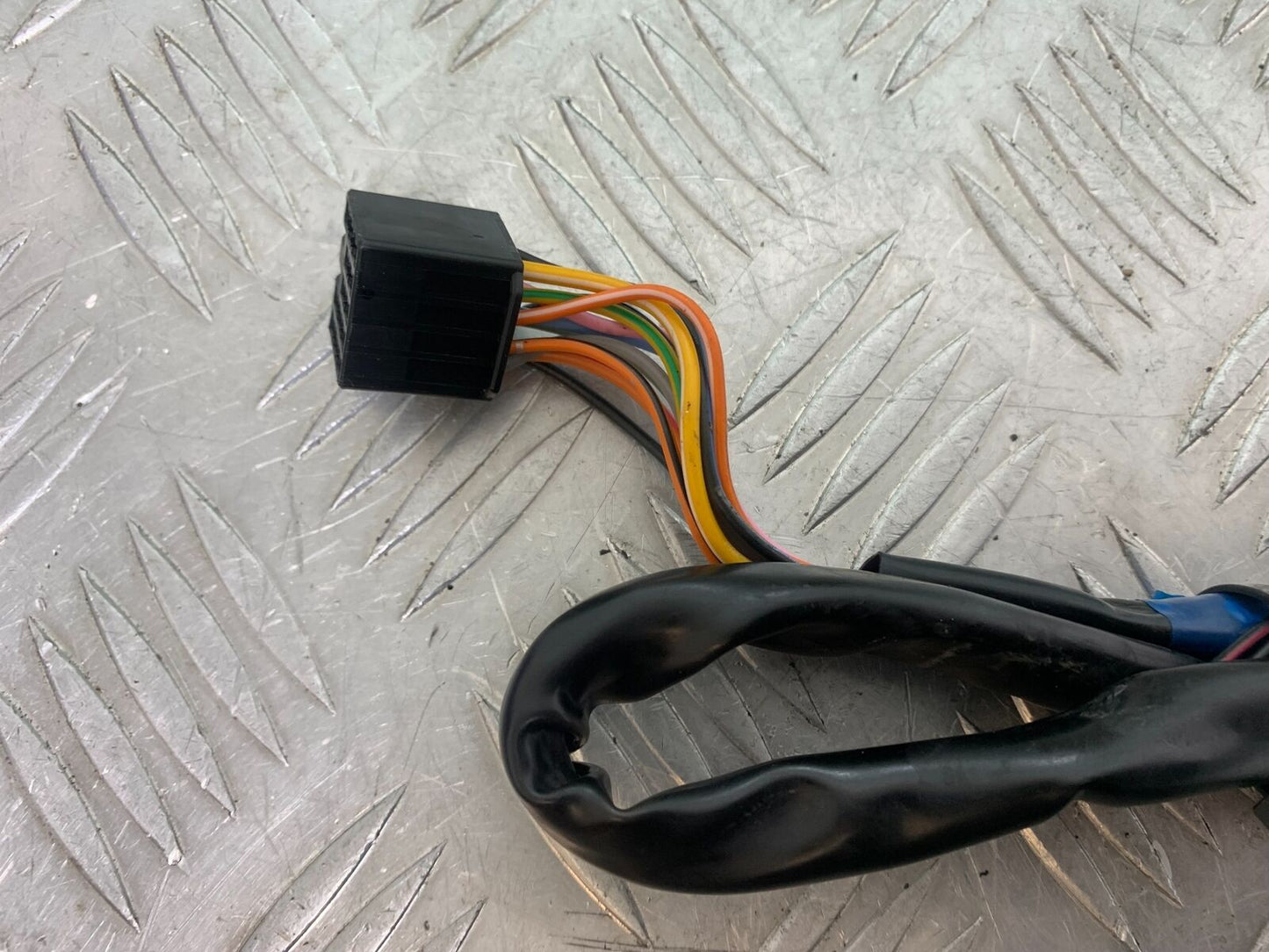 SUZUKI AN400 AN 400 BURGMAN RIGHT SWITCH GEAR YEAR 2017-2024 (CMB1118)