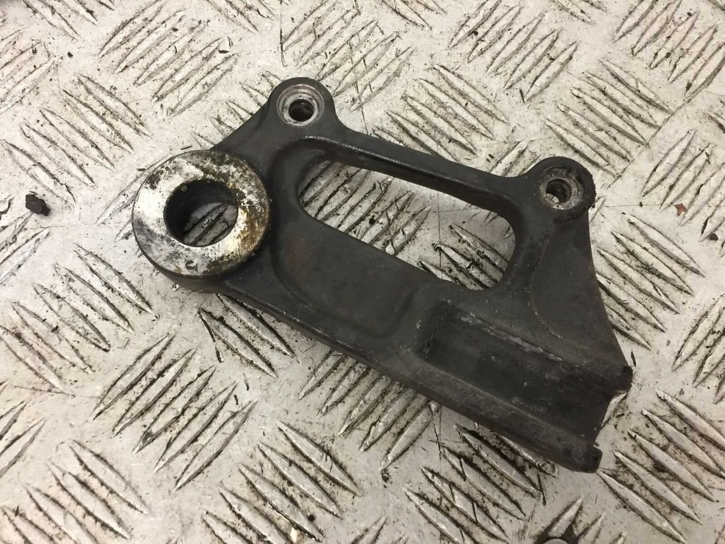 KAWASAKI ZX10R ZX10 R REAR CALIPER BRACKET 2006-2007 (STOCK 895)